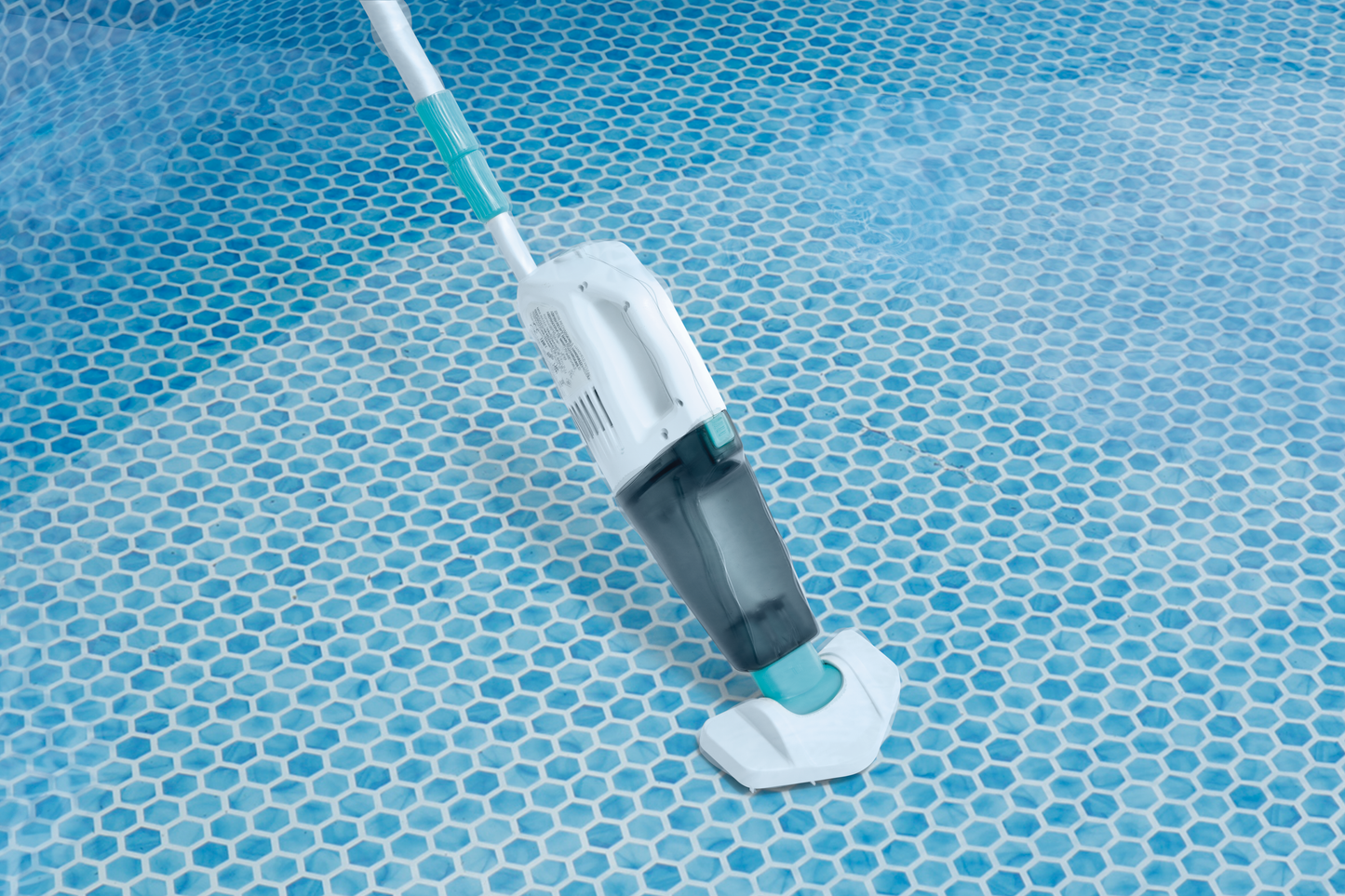 Rechargeable Pool and Spa Vacuum ZR100