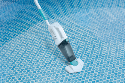 Rechargeable Pool and Spa Vacuum ZR100